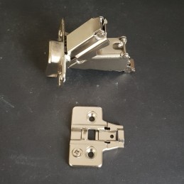 Cerniera a scatto Danco serie 550 completa 180° collo 0 con clips